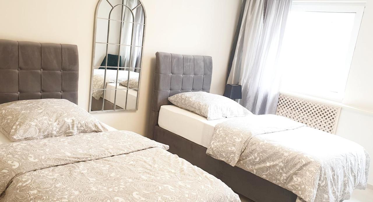 Moderne Zweizimmerwohnung Essen Bagian luar foto